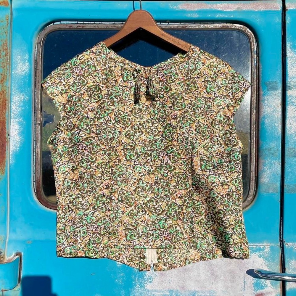 Vintage mcm print silk blouse with bow collar